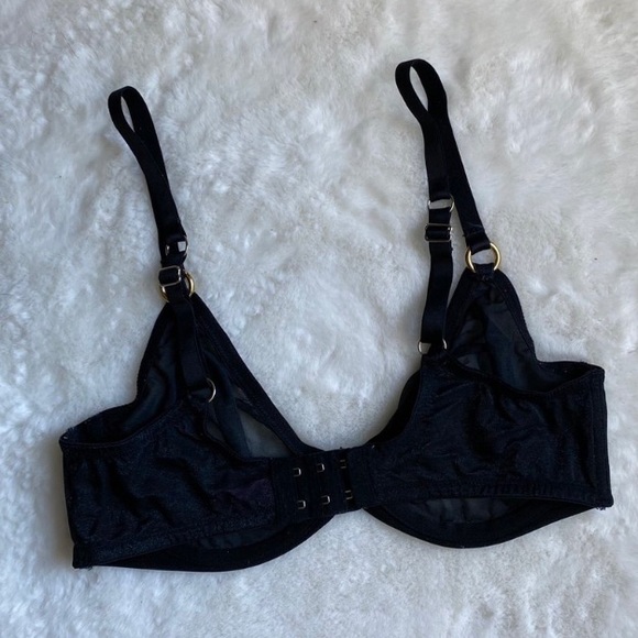 Vintage mesh bra - Picture 2 of 2